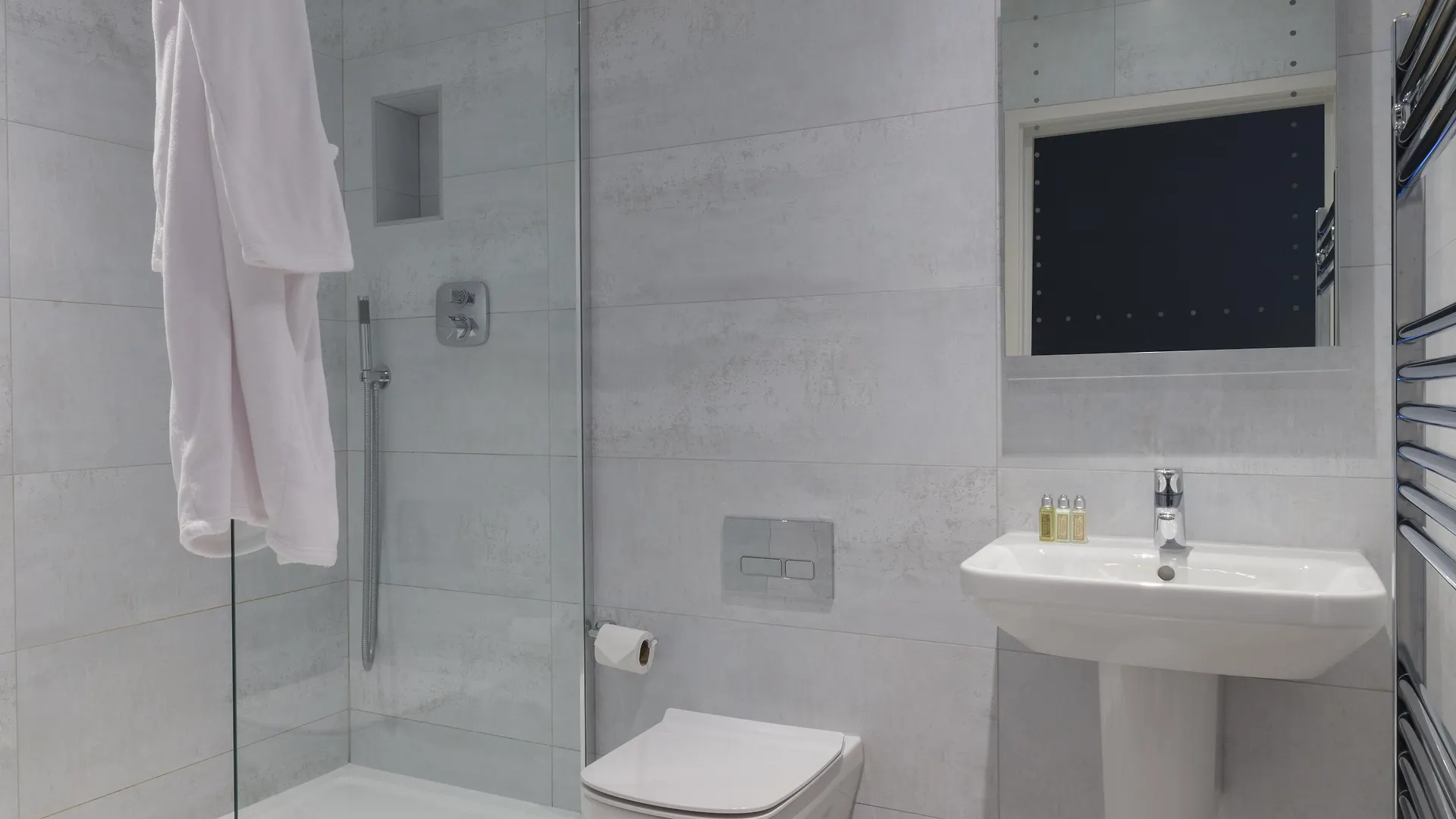SACO Bath - St James Parade Apartahotel